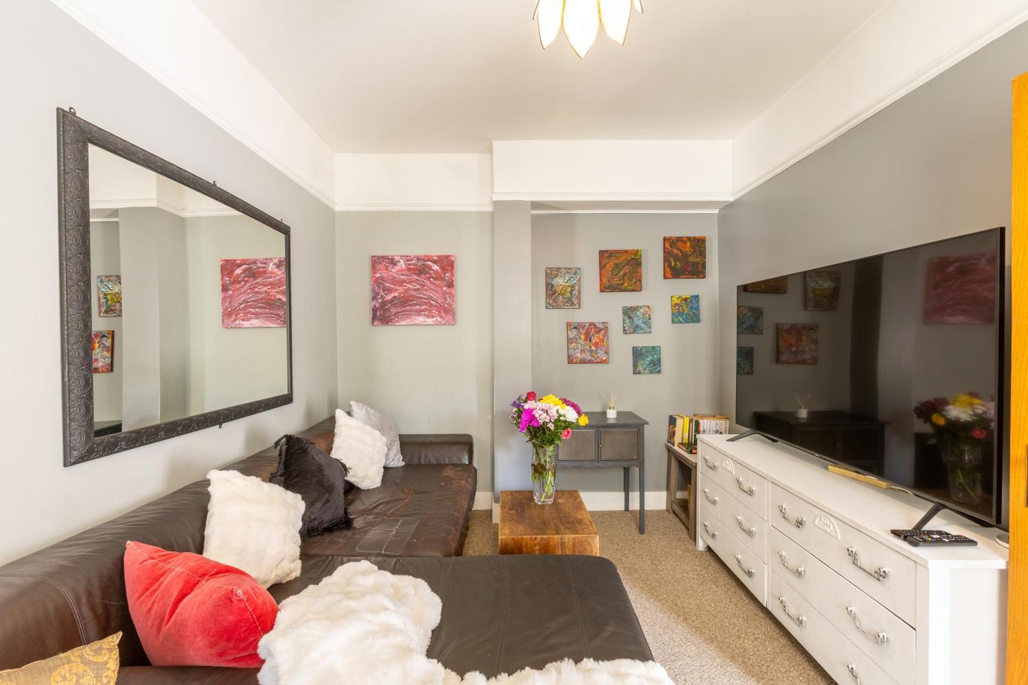Traditional English 4 Bedroom Home In Greenwich Plumstead  Luaran gambar